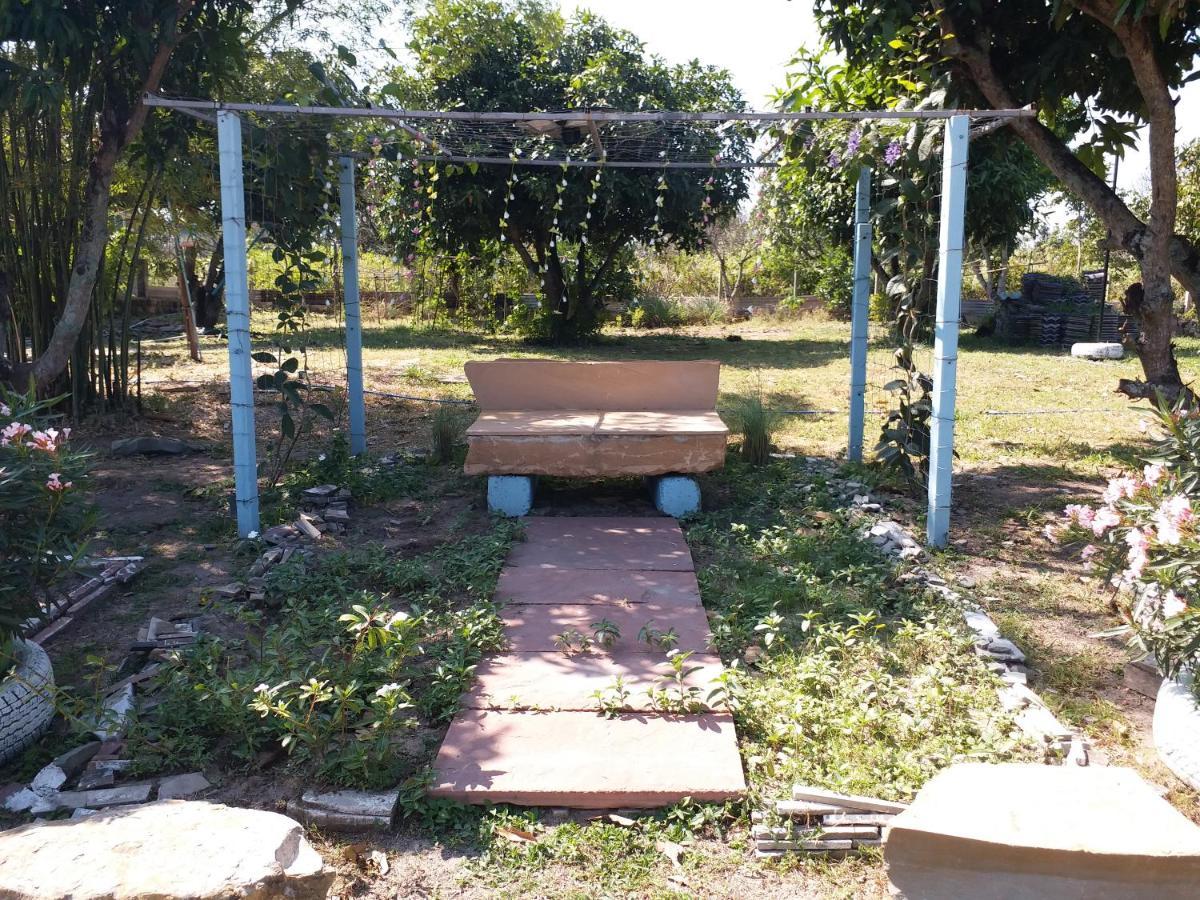 Baan Hin Sai Suay Hotel Nong Sarai Buitenkant foto